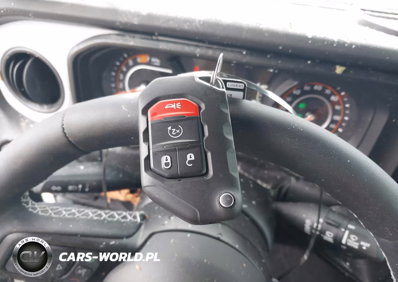 2025 Jeep Wrangler 4-Door Willys 4X4 VIN:1C4PJXDN8SW516701 - 9