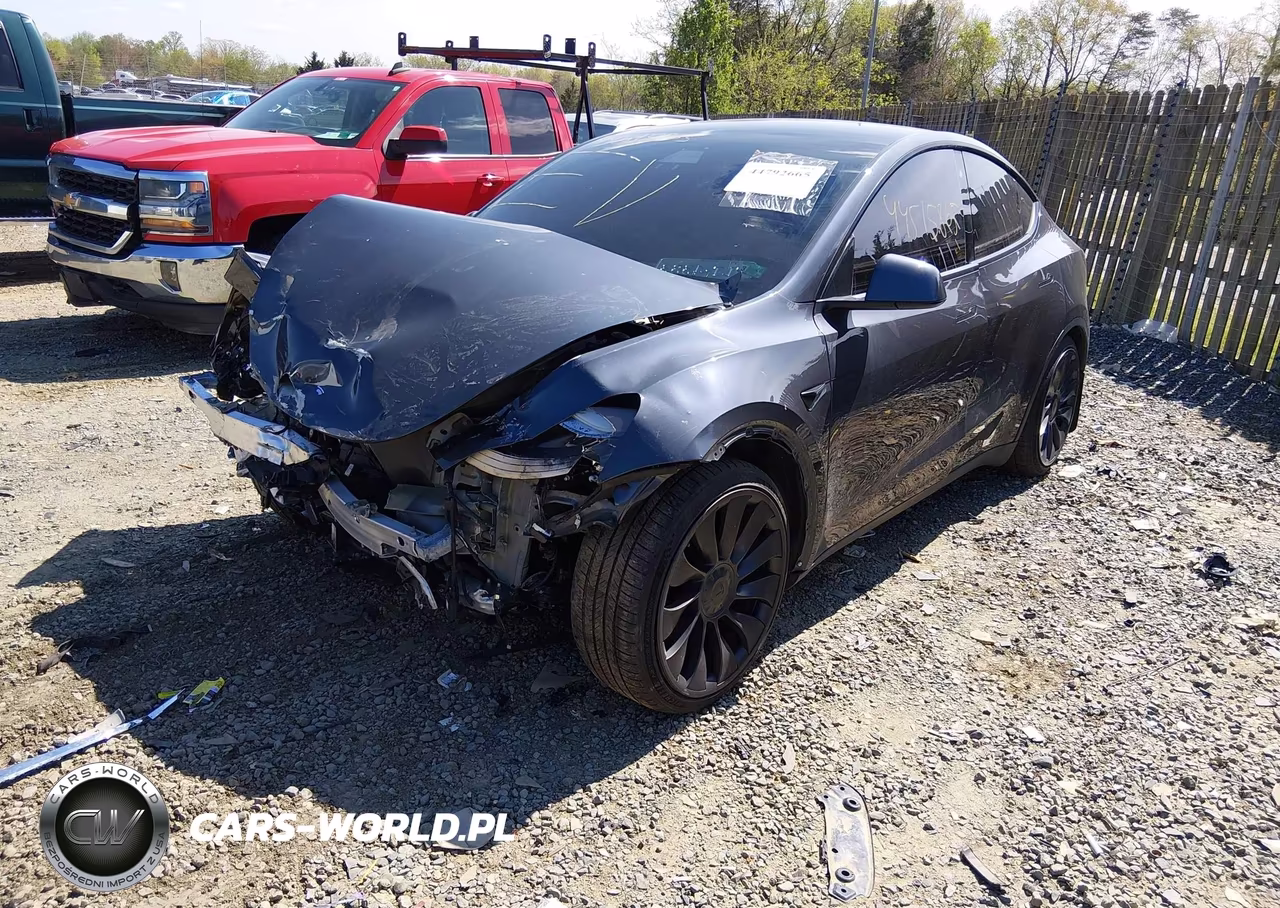 2020 Tesla Model Y Long Range Dual Motor All-Wheel Drive-Performance Dual Motor All-Wheel Drive VIN:5YJYGDEF8LF046846 - 2