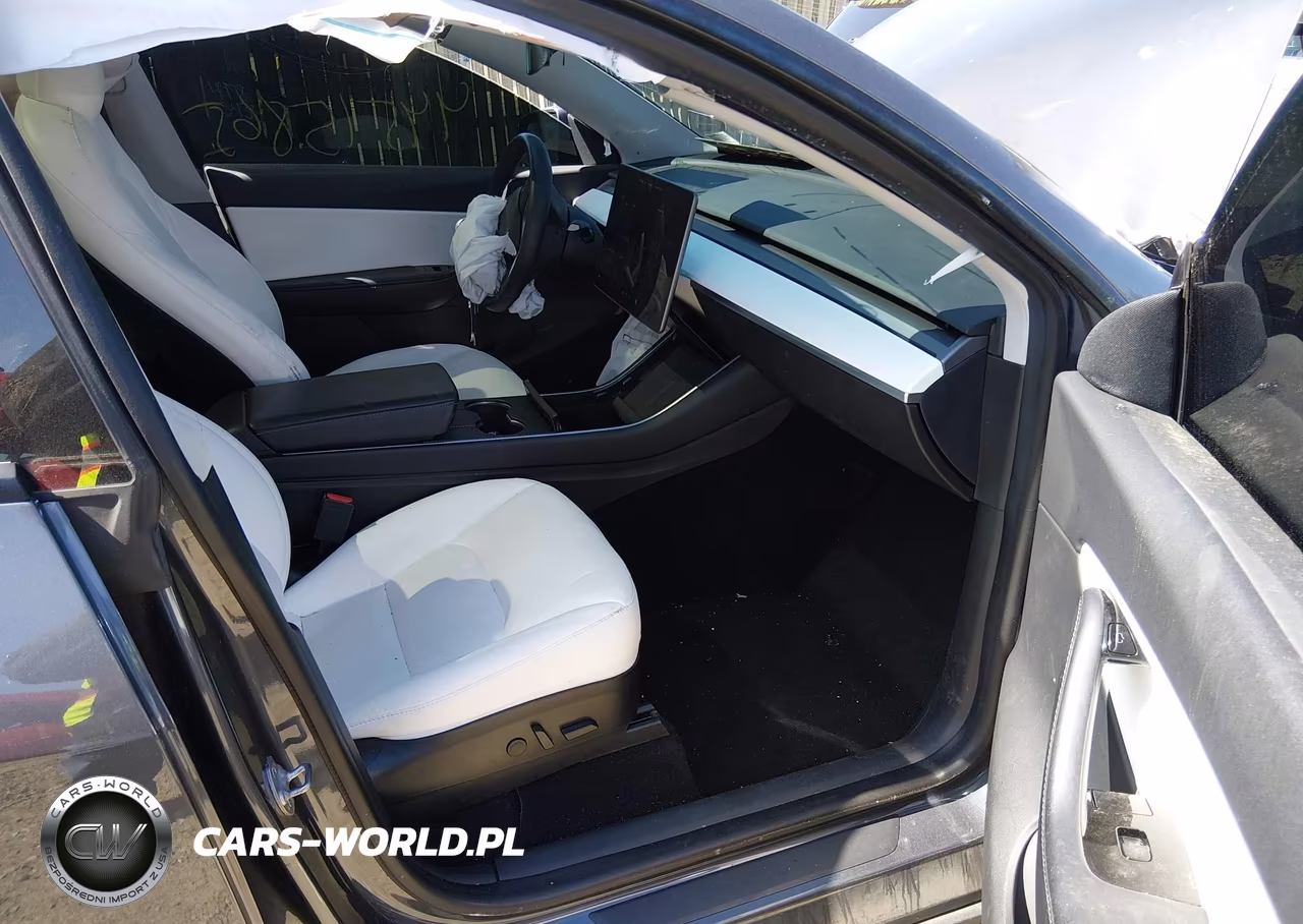2020 Tesla Model Y Long Range Dual Motor All-Wheel Drive-Performance Dual Motor All-Wheel Drive VIN:5YJYGDEF8LF046846 - 5