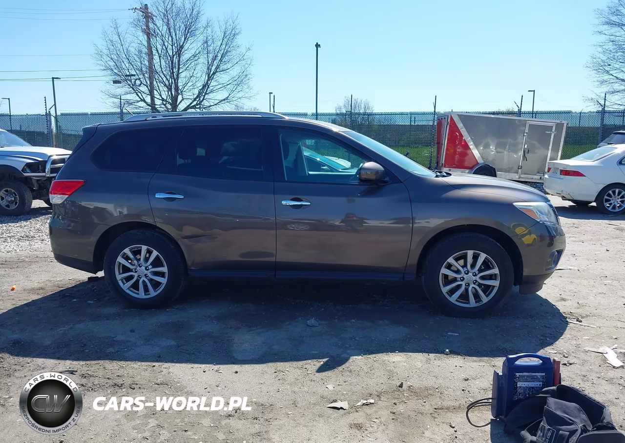 2016 Nissan Pathfinder S VIN:5N1AR2MM4GC624455 - 14