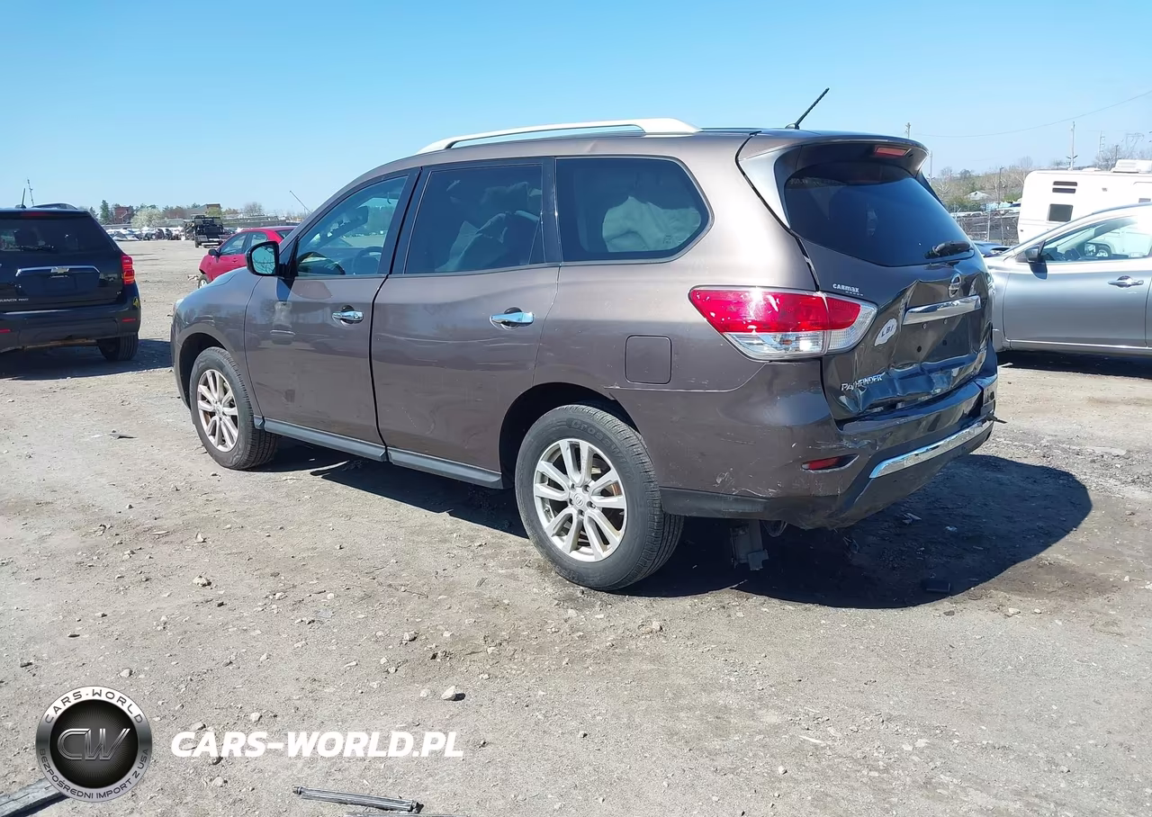 2016 Nissan Pathfinder S VIN:5N1AR2MM4GC624455 - 3