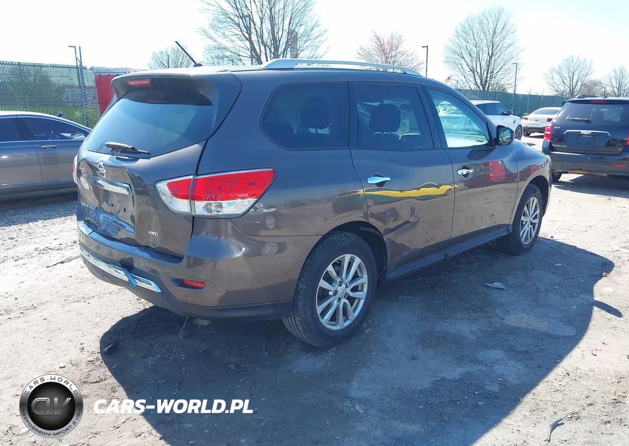 2016 Nissan Pathfinder S VIN:5N1AR2MM4GC624455 - 4