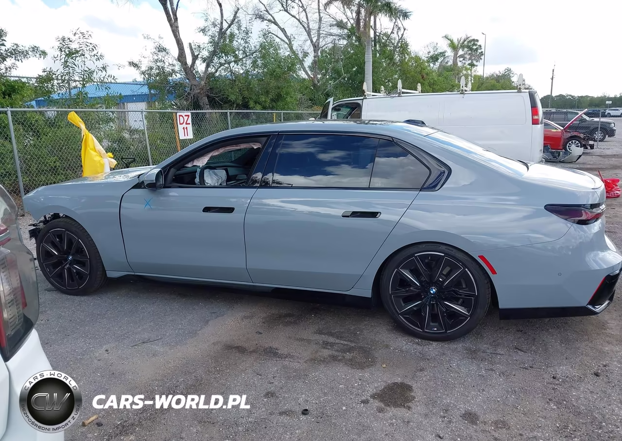 2026 BMW 740I VIN:WBA23EH03TCW85421 - 15