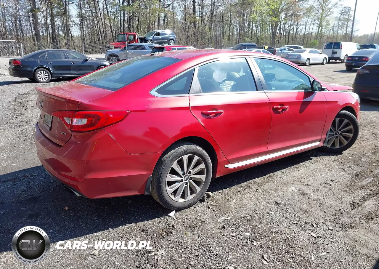 2017 Hyundai Sonata Sport VIN:5NPE34AF8HH515964 - 4
