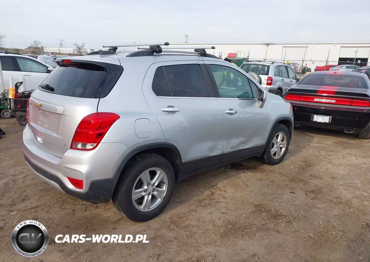 2017 Chevrolet Trax Lt VIN:3GNCJLSB6HL286727 - 4