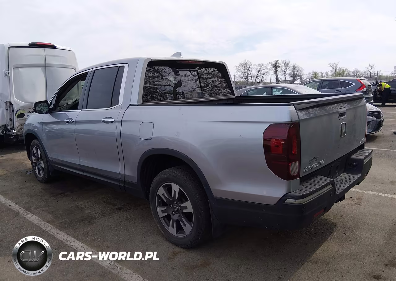 2018 Honda Ridgeline Rtl-E VIN:5FPYK3F76JB007709 - 3