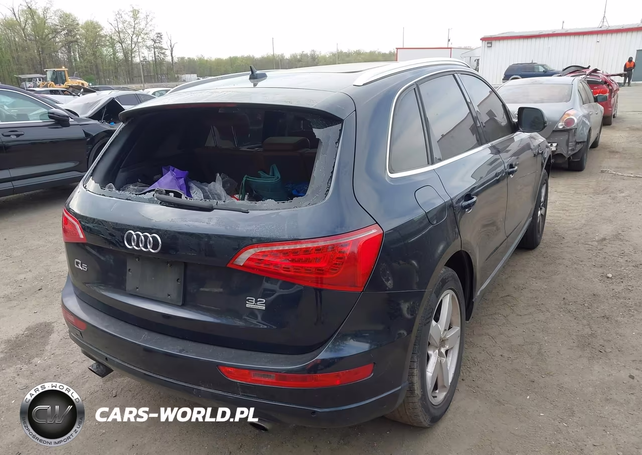 2010 Audi Q5 3.2 Premium VIN:WA1LKAFPXAA076820 - 4