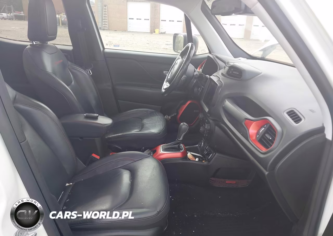 2021 Jeep Renegade Trailhawk 4X4 VIN:ZACNJDC18MPM30550 - 5