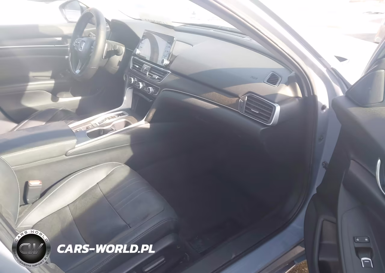 2021 Honda Accord Hybrid Touring VIN:1HGCV3F98MA005535 - 5
