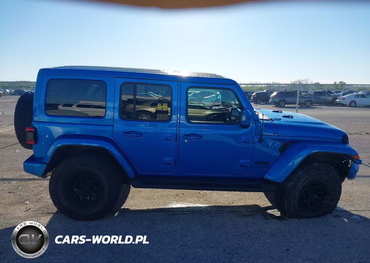 2022 Jeep Wrangler Unlimited High Altitude 4X4 VIN:1C4HJXEG7NW243887 - 13