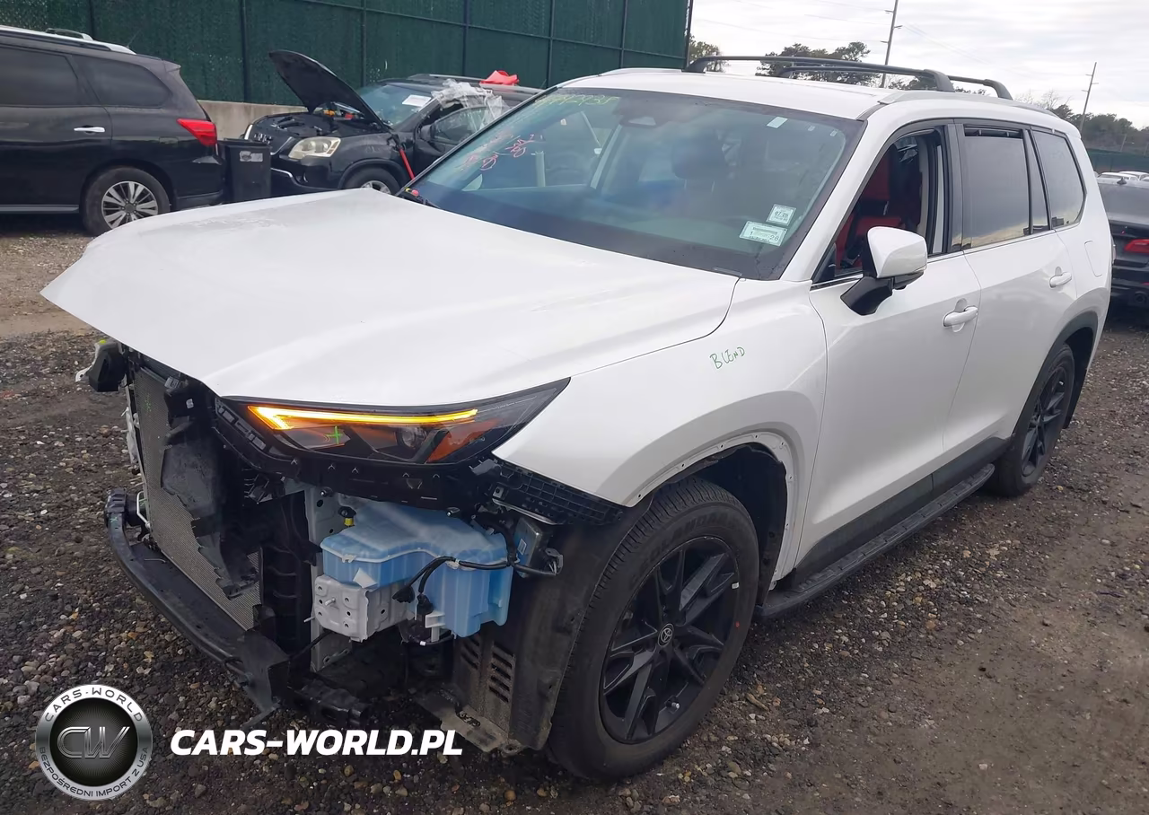 2024 Toyota Grand Highlander Limited VIN:5TDAAAB52RS030949 - 2