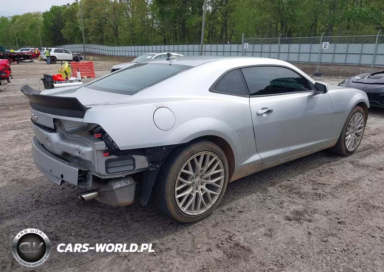 2010 Chevrolet Camaro 1Lt VIN:2G1FB1EV2A9131770 - 4