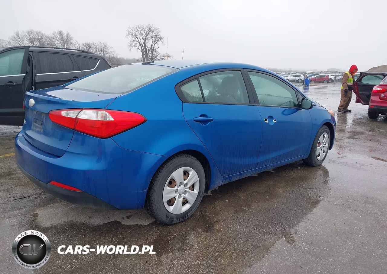 2015 Kia Forte Lx VIN:KNAFX4A60F5278745 - 4