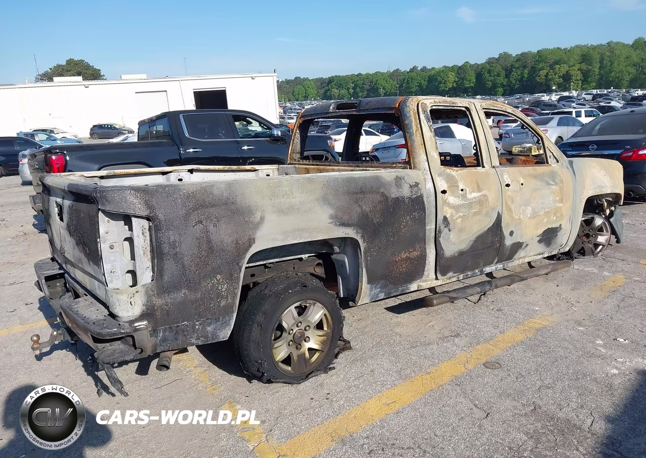 2018 Chevrolet Silverado 1500 1Lt VIN:1GCRCREH3JZ363665 - 4
