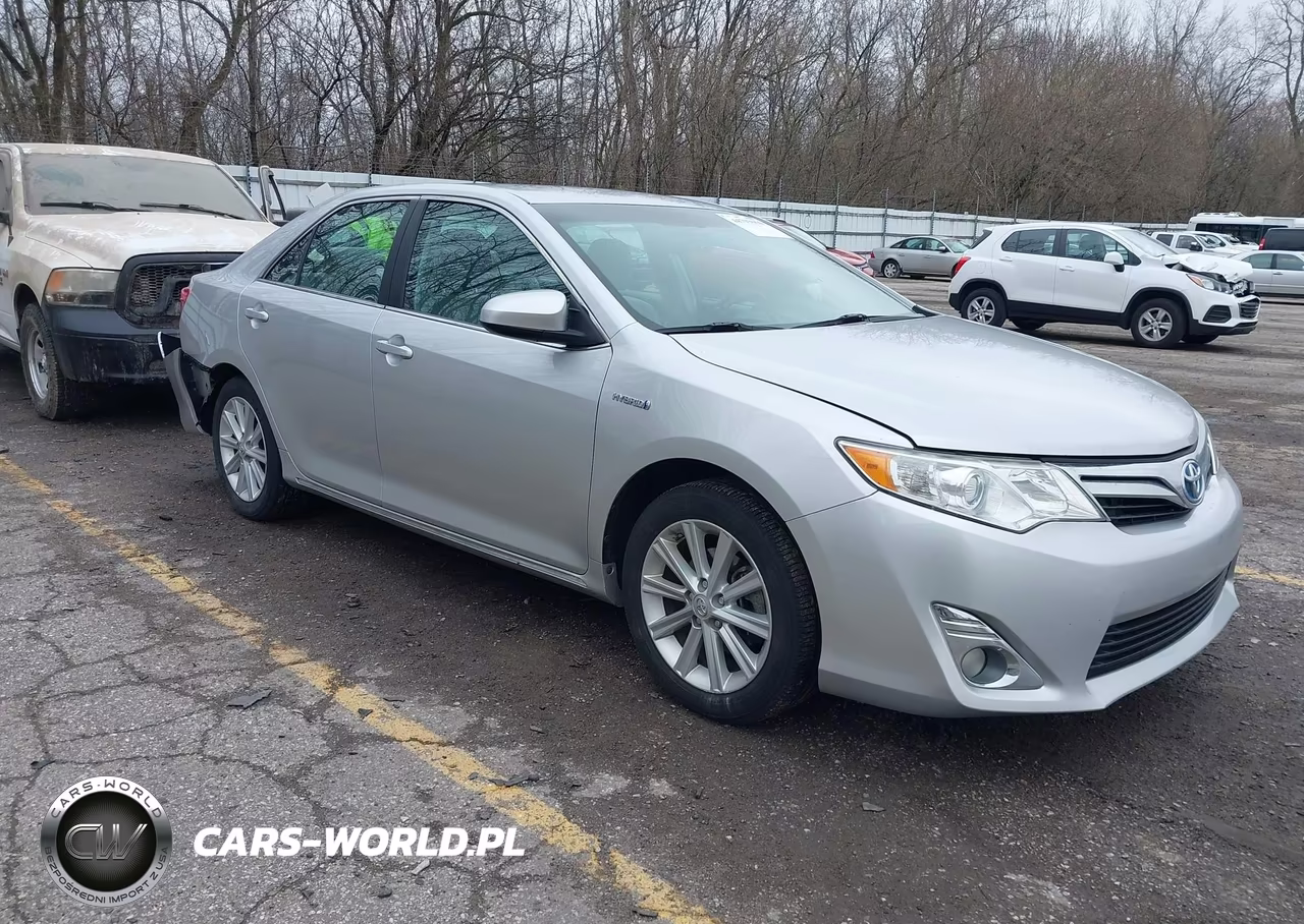 2013 Toyota Camry Hybrid Xle
