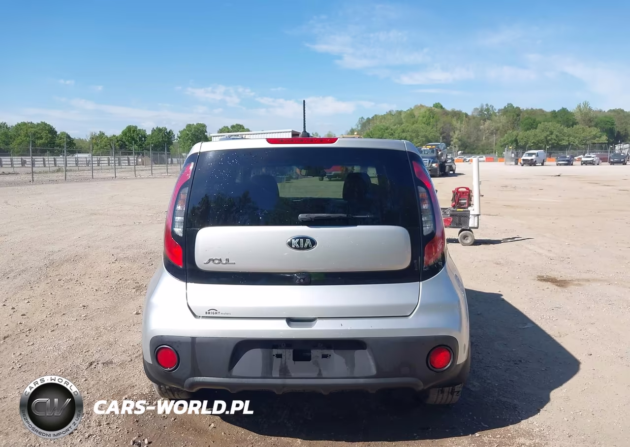 2019 Kia Soul VIN:KNDJN2A22K7694718 - 16