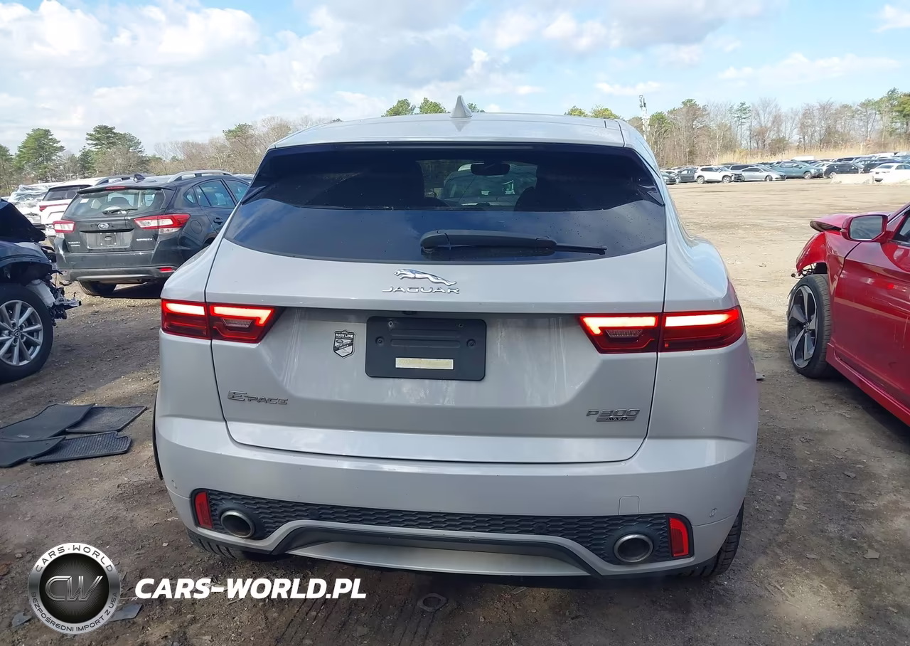2018 Jaguar E-Pace R-Dynamic S VIN:SADFT2GX8J1Z12794 - 16