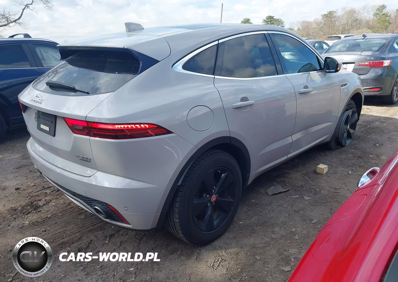 2018 Jaguar E-Pace R-Dynamic S VIN:SADFT2GX8J1Z12794 - 4