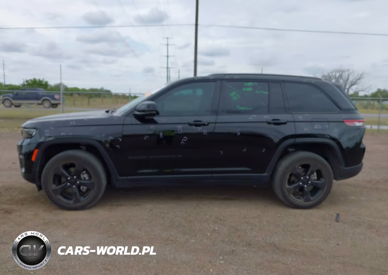 2023 Jeep Grand Cherokee Altitude 4X4 VIN:1C4RJHAG7PC515763 - 14