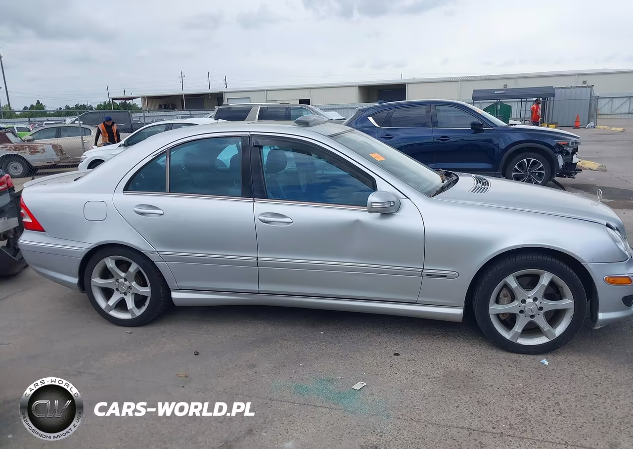 2007 Mercedes-Benz C 230 Sport VIN:WDBRF52H37F901925 - 13