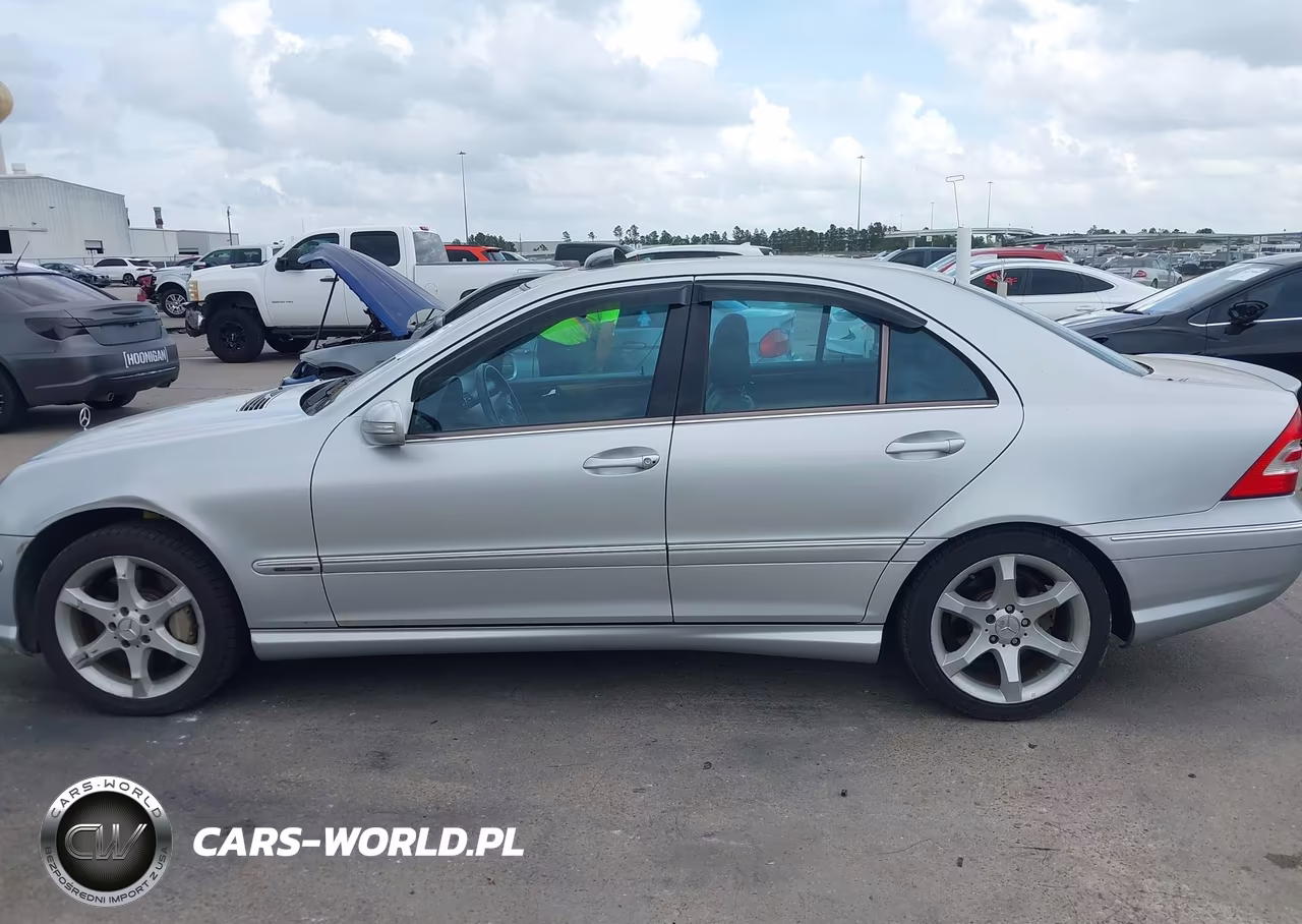 2007 Mercedes-Benz C 230 Sport VIN:WDBRF52H37F901925 - 14