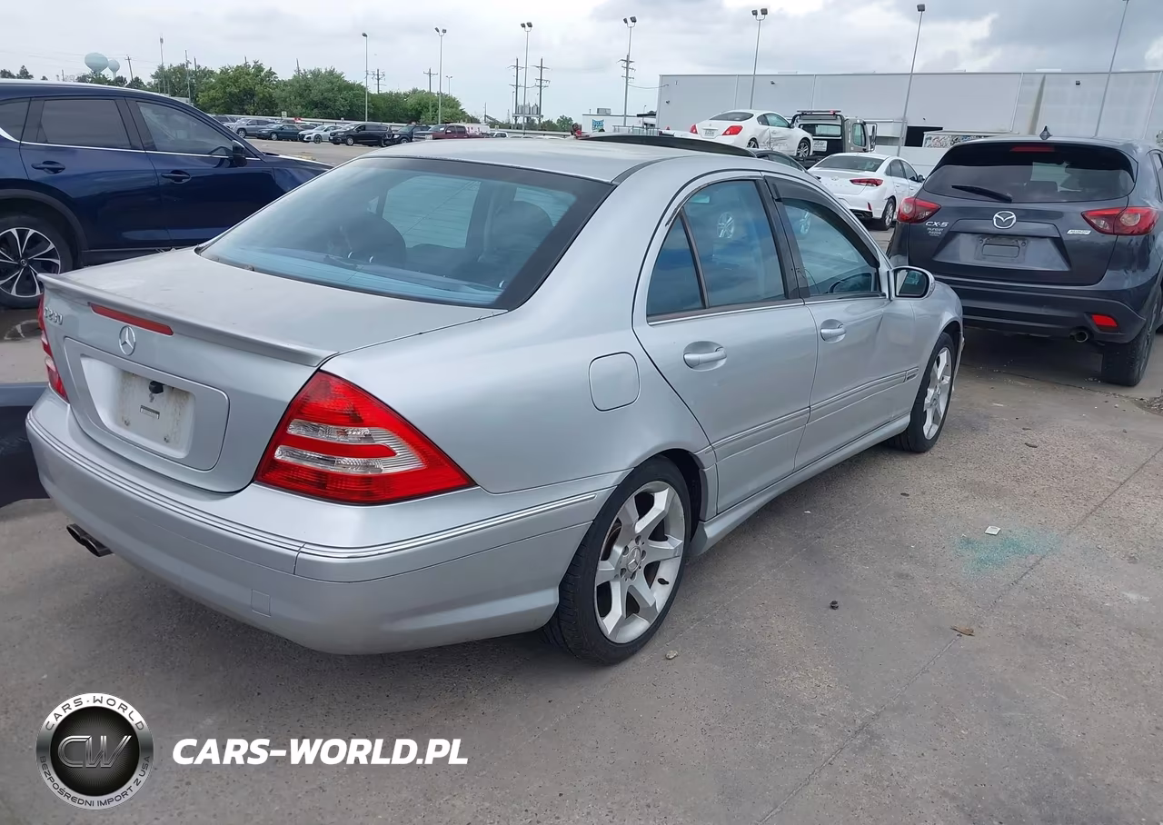 2007 Mercedes-Benz C 230 Sport VIN:WDBRF52H37F901925 - 4
