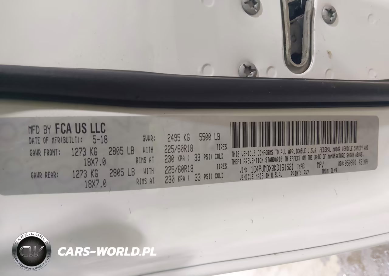 2019 Jeep Cherokee Limited 4X4 VIN:1C4PJMDX0KD161521 - 9