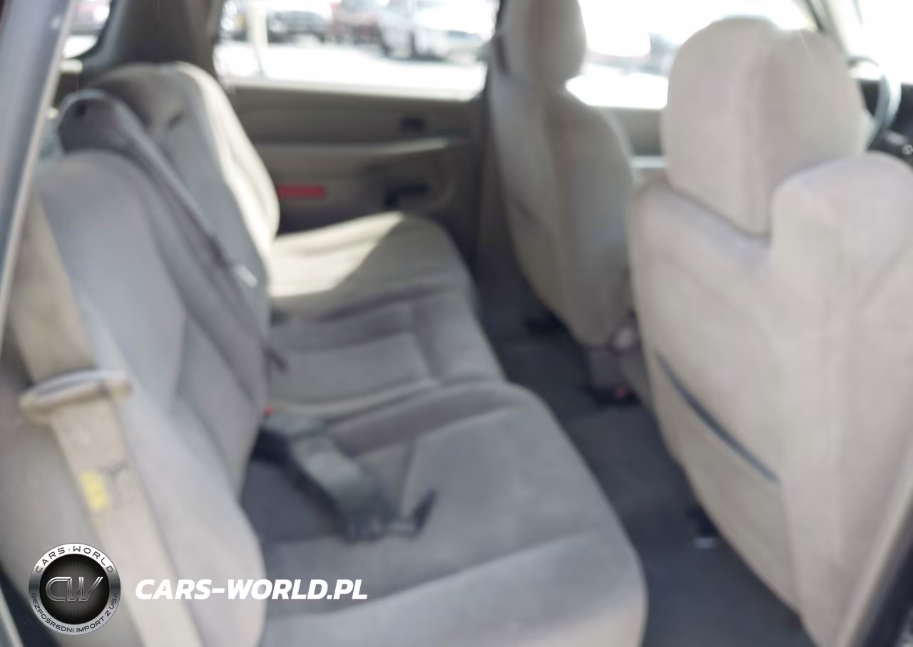2004 Chevrolet Tahoe Ls VIN:1GNEK13V14J306239 - 8