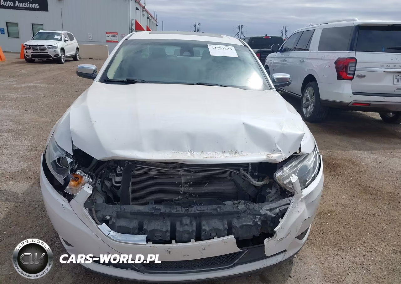 2015 Ford Taurus Limited VIN:1FAHP2F8XFG207752 - 13