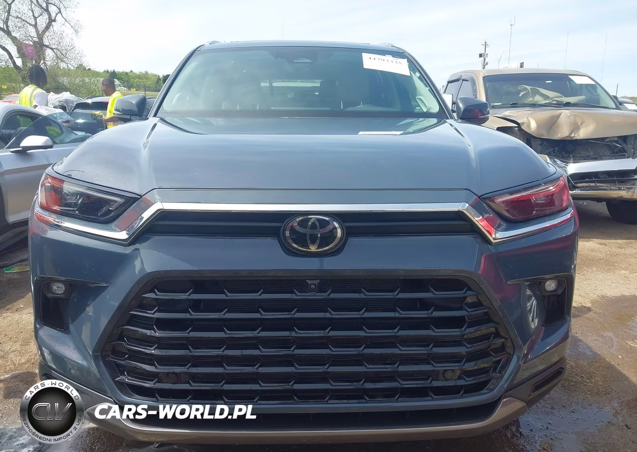 2025 Toyota Grand Highlander Limited VIN:5TDAAAA59SS034391 - 12