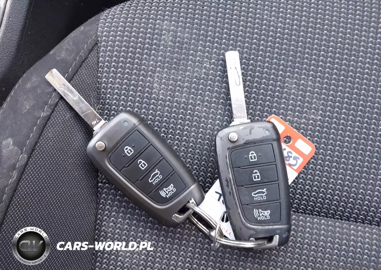 2019 Hyundai Accent Se VIN:3KPC24A35KE083636 - 11
