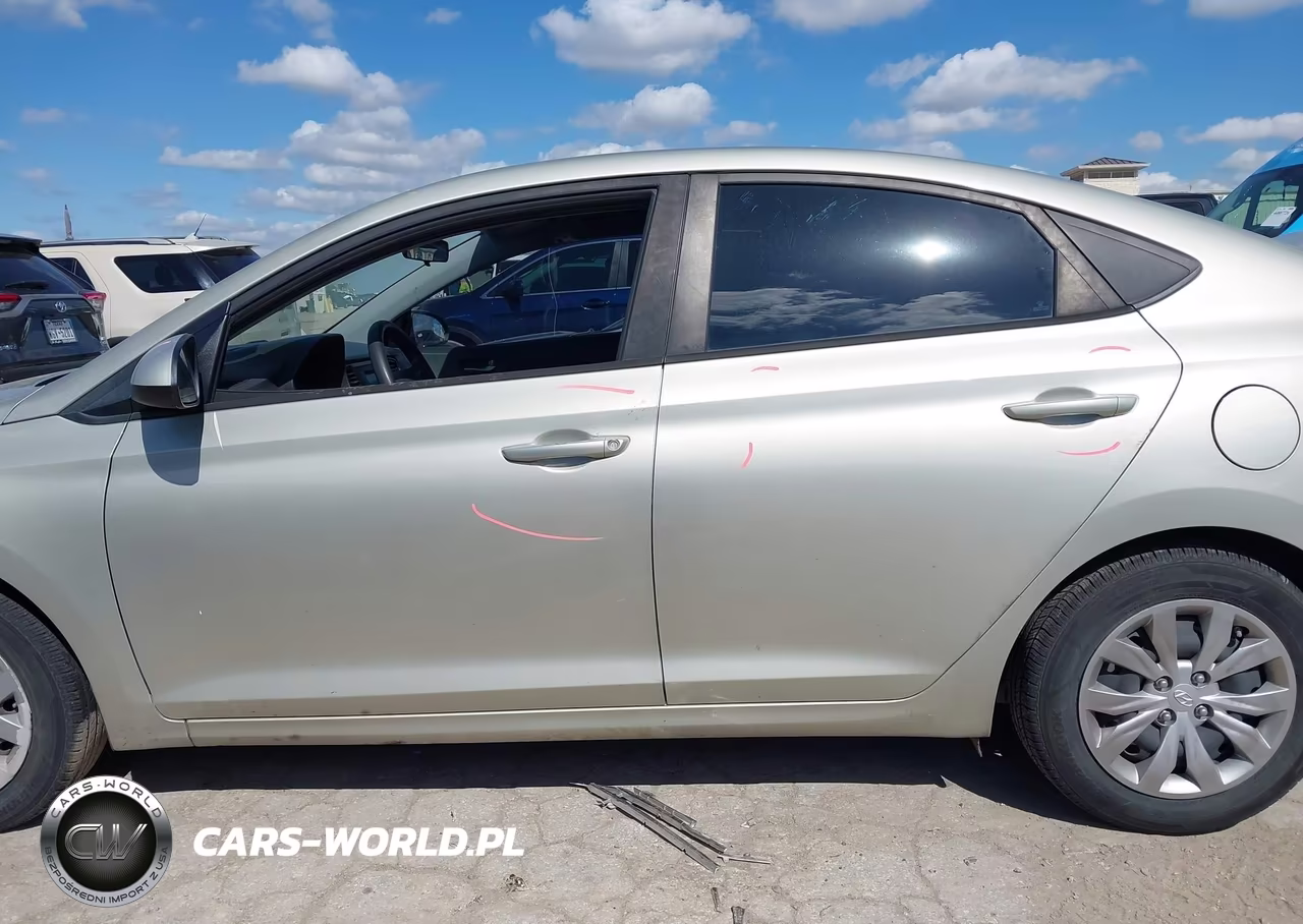 2019 Hyundai Accent Se VIN:3KPC24A35KE083636 - 14