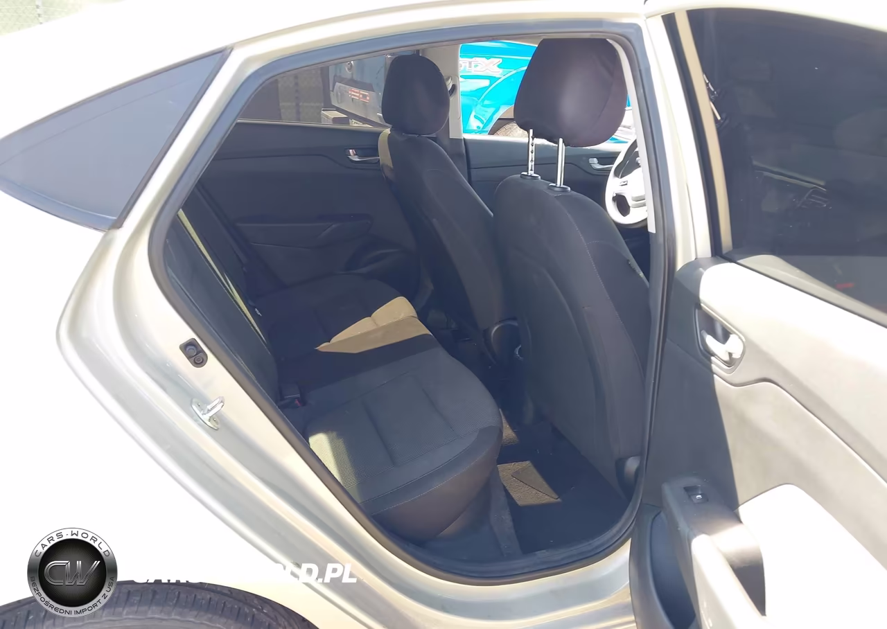 2019 Hyundai Accent Se VIN:3KPC24A35KE083636 - 8