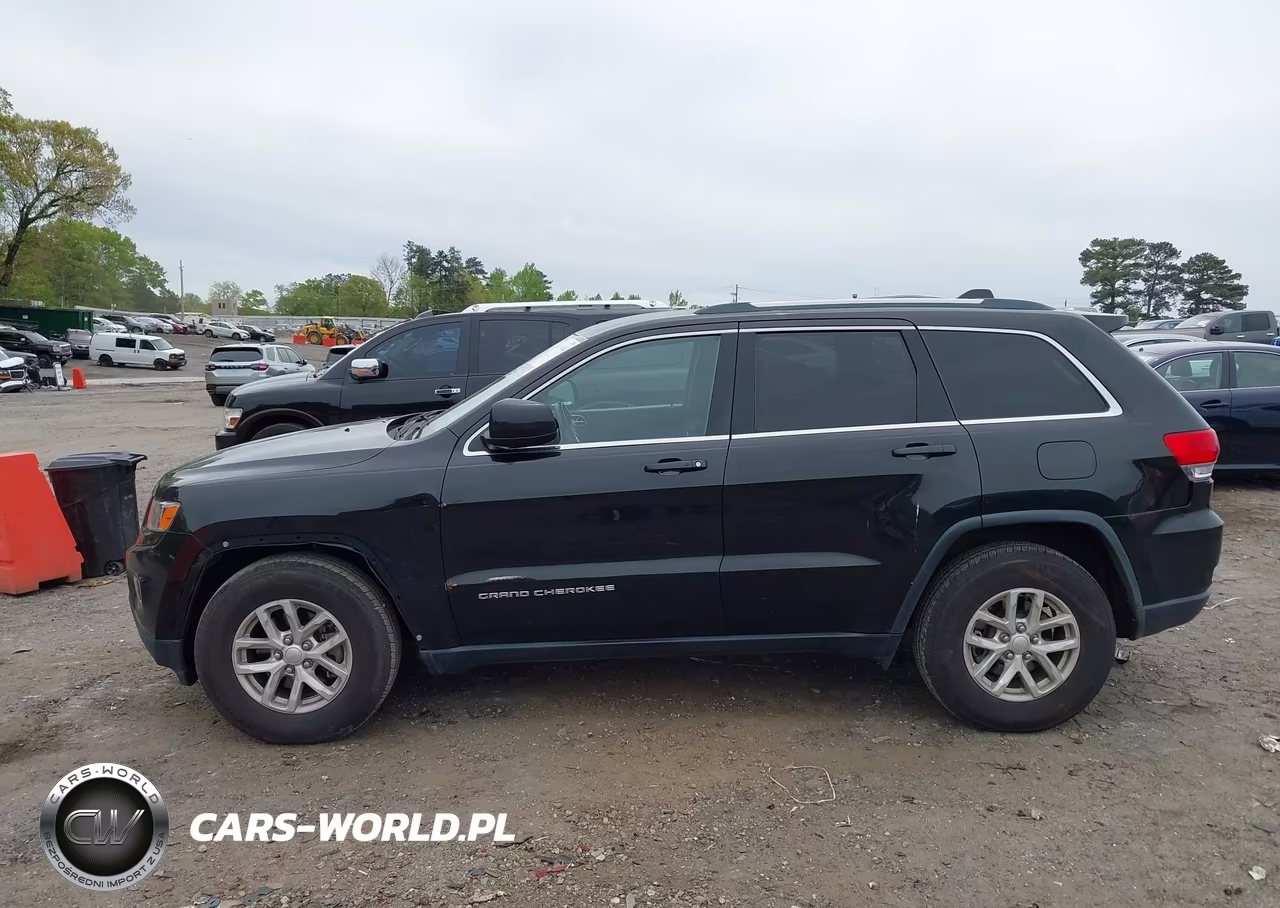 2015 Jeep Grand Cherokee Laredo VIN:1C4RJEAG5FC219234 - 14