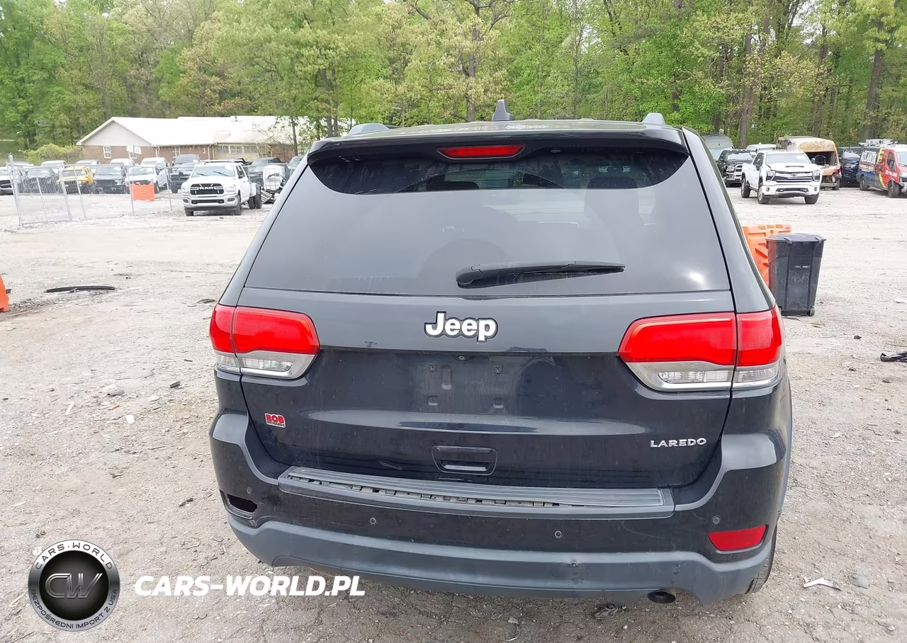 2015 Jeep Grand Cherokee Laredo VIN:1C4RJEAG5FC219234 - 16