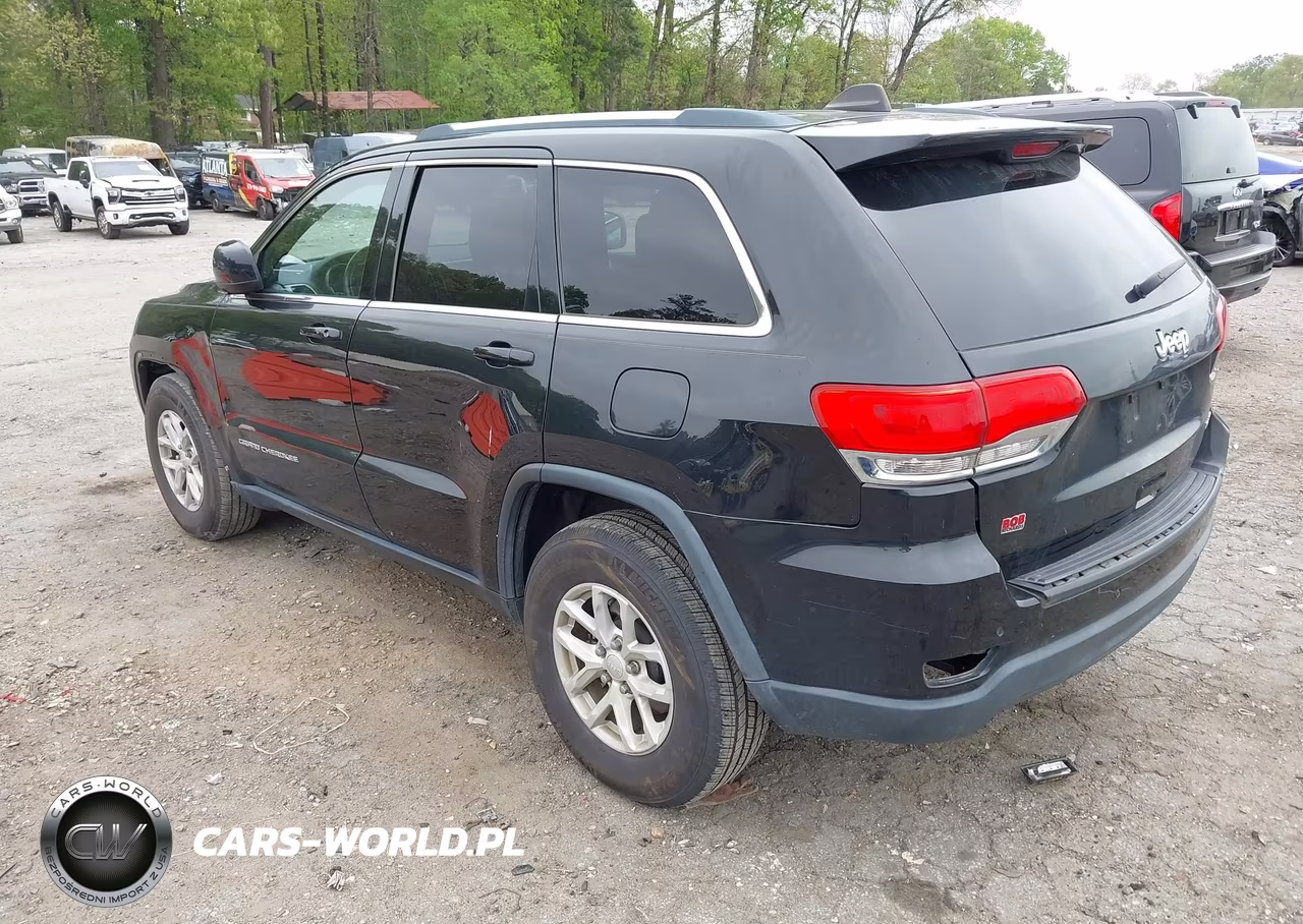 2015 Jeep Grand Cherokee Laredo VIN:1C4RJEAG5FC219234 - 3