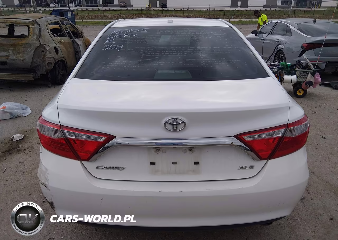 2017 Toyota Camry Xle VIN:4T1BF1FK6HU435823 - 16