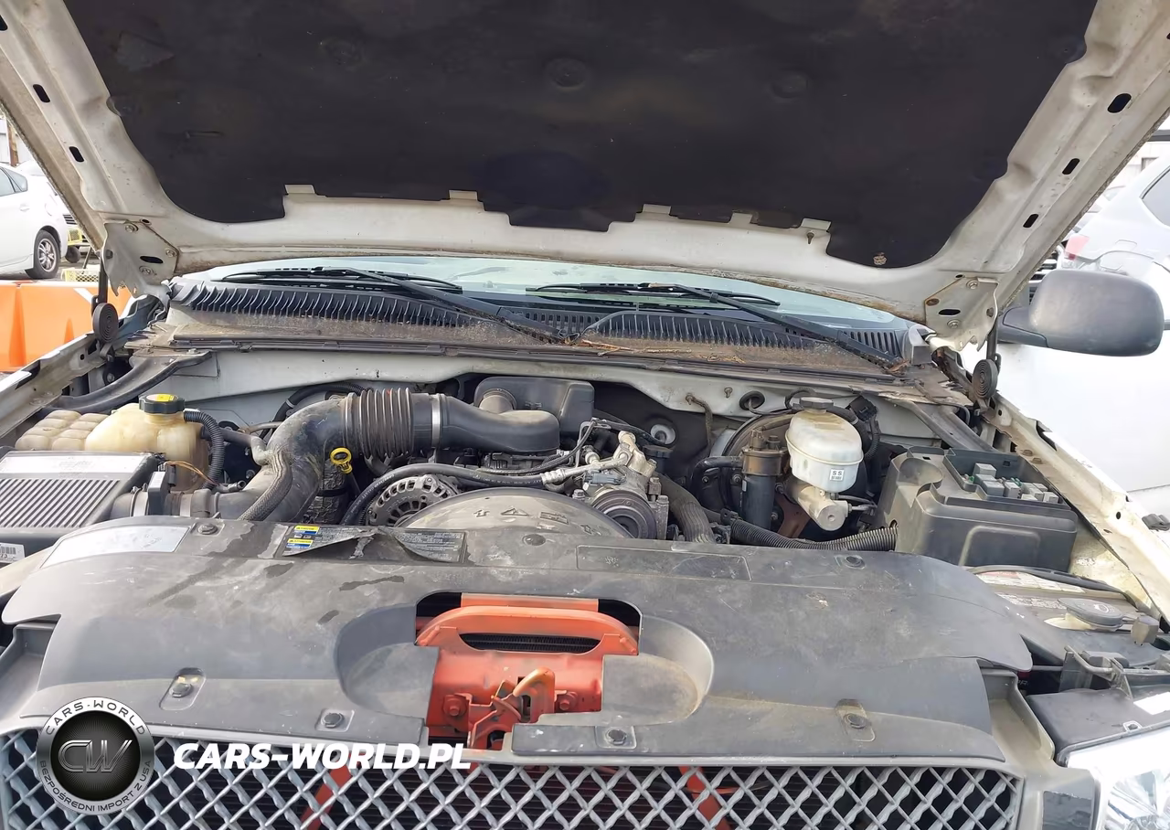 2003 Chevrolet Silverado 1500 Work Truck VIN:2GCEC19X731403873 - 10