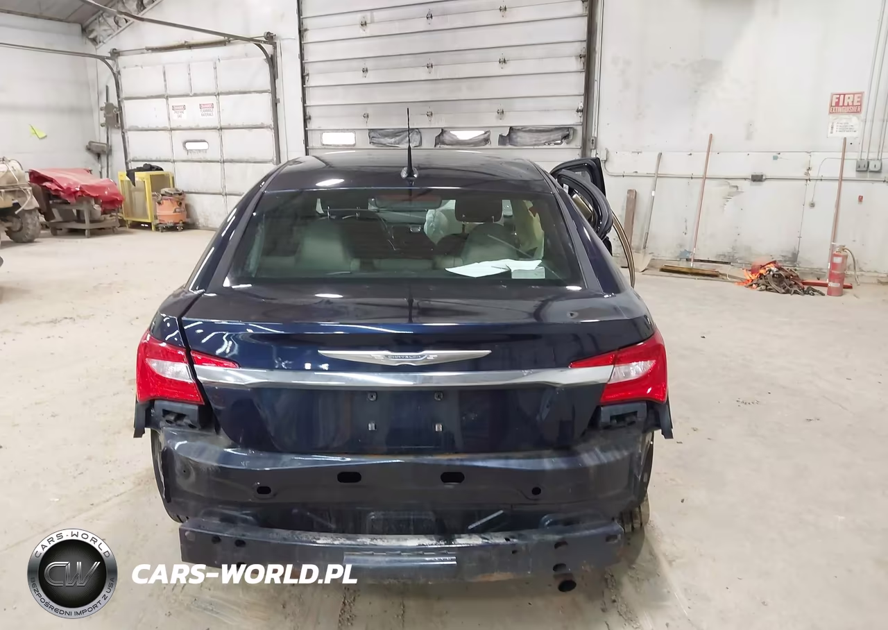 2011 Chrysler 200 Touring VIN:1C3BC1FB8BN537885 - 17
