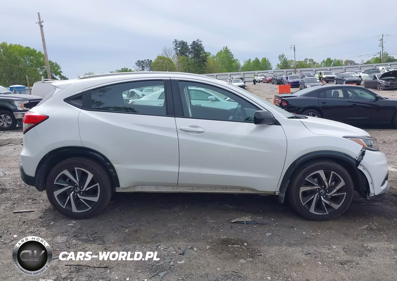 2019 Honda Hr-V Sport VIN:3CZRU5H1XKM728053 - 13