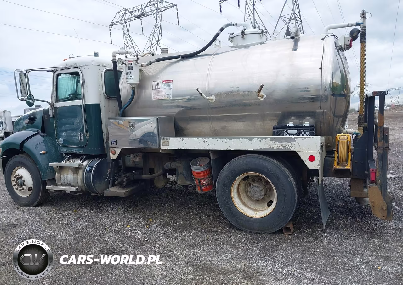 2014 Peterbilt 337 VIN:2NP2HM6X2EM237797 - 15