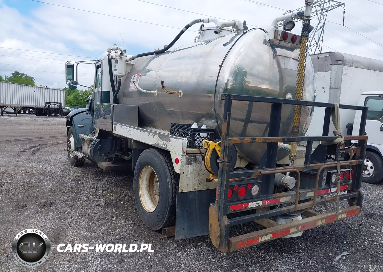 2014 Peterbilt 337 VIN:2NP2HM6X2EM237797 - 3