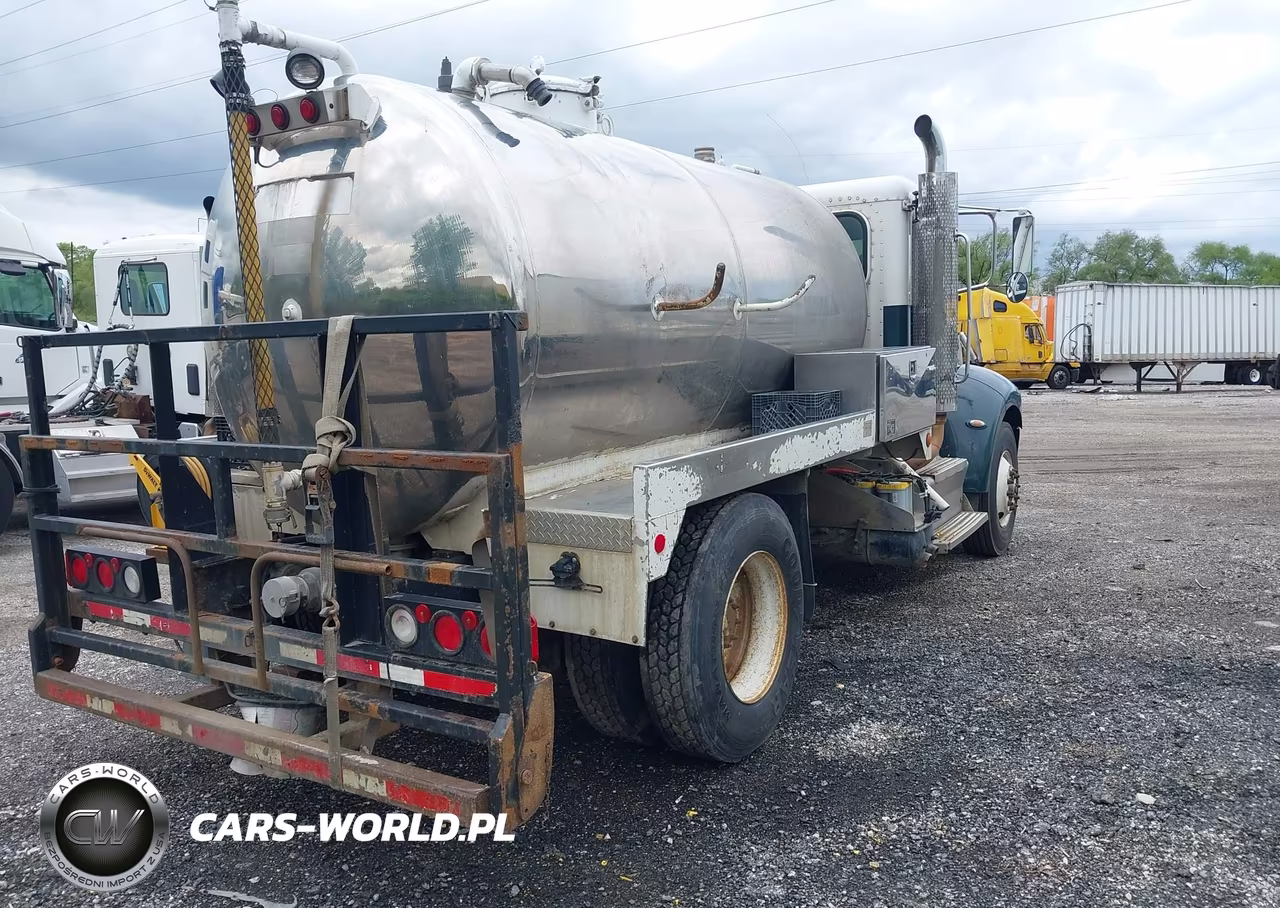 2014 Peterbilt 337 VIN:2NP2HM6X2EM237797 - 4