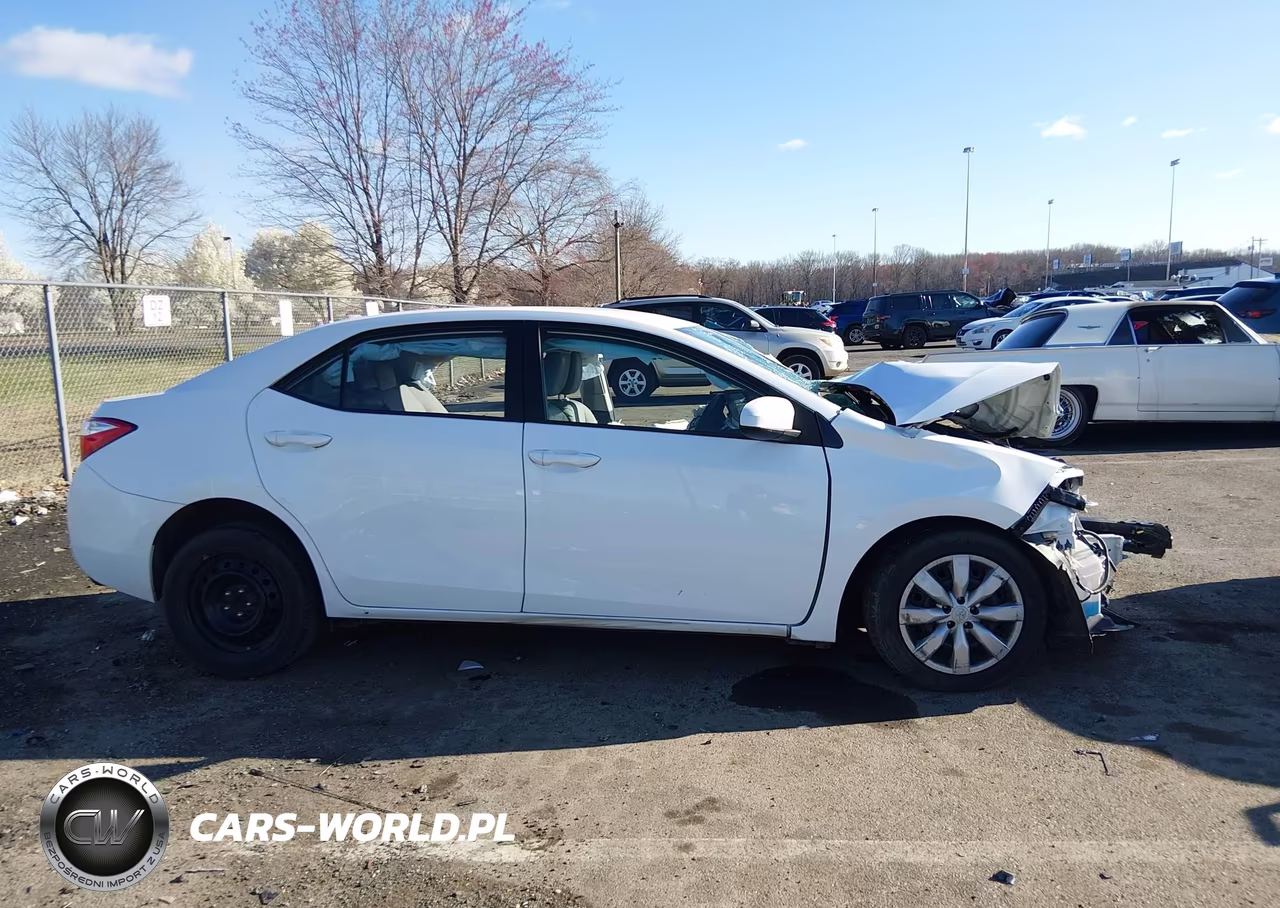 2016 Toyota Corolla Le VIN:2T1BURHE8GC559894 - 13