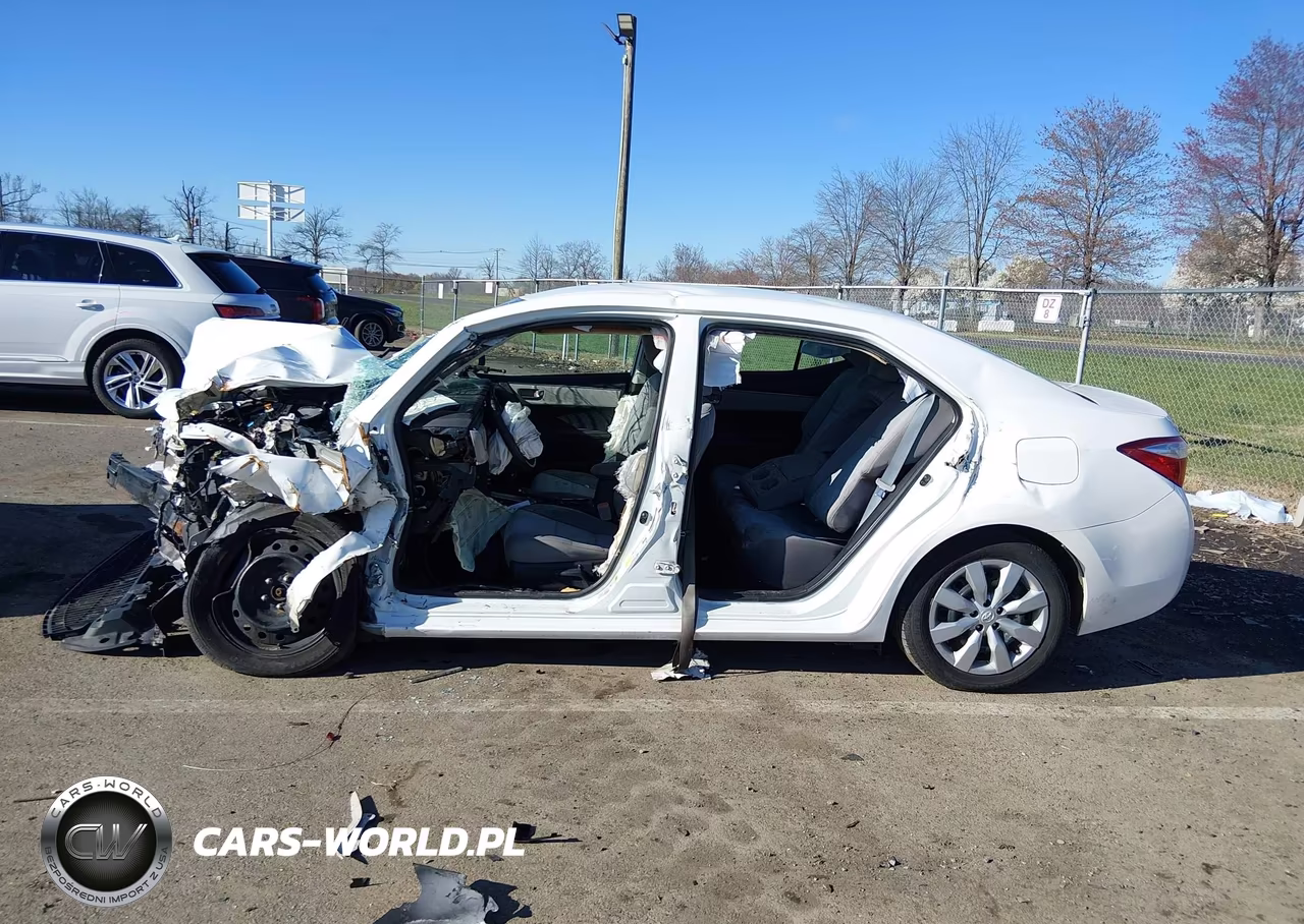 2016 Toyota Corolla Le VIN:2T1BURHE8GC559894 - 14