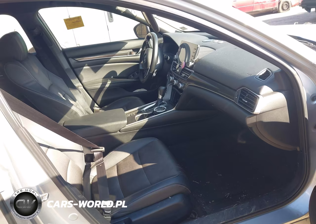 2019 Honda Accord Sport VIN:1HGCV1F30KA025596 - 5