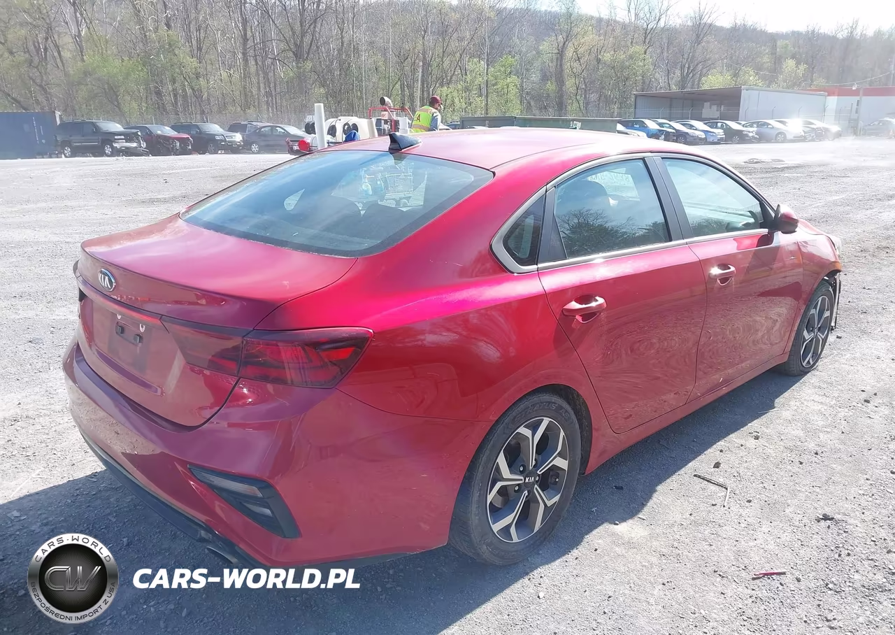 2021 Kia Forte Lxs VIN:3KPF24AD8ME307278 - 4