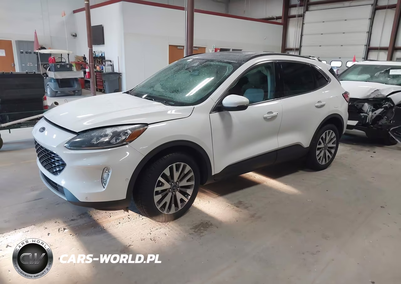 2020 Ford Escape Titanium VIN:1FMCU9J9XLUB48538 - 2