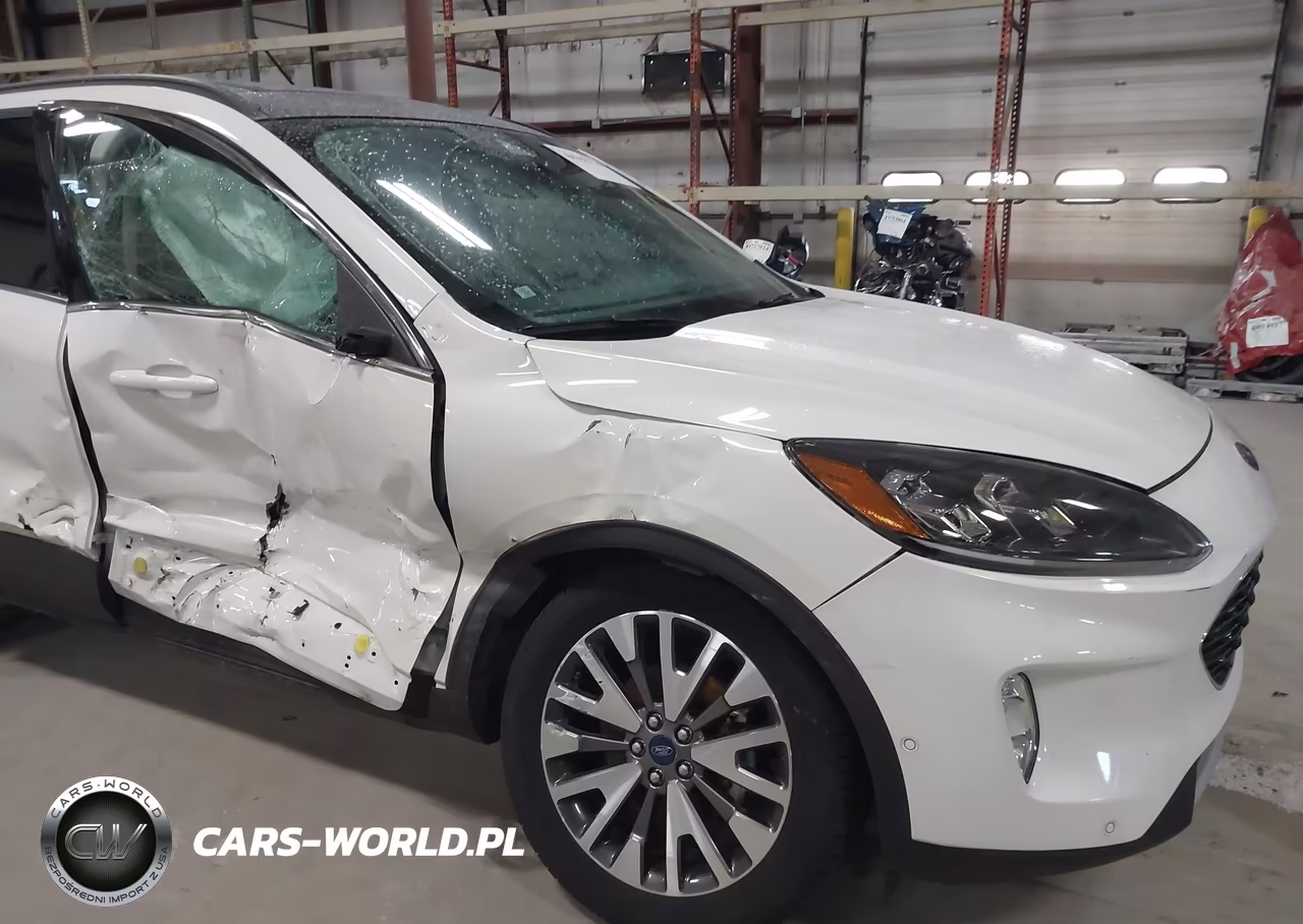2020 Ford Escape Titanium VIN:1FMCU9J9XLUB48538 - 6