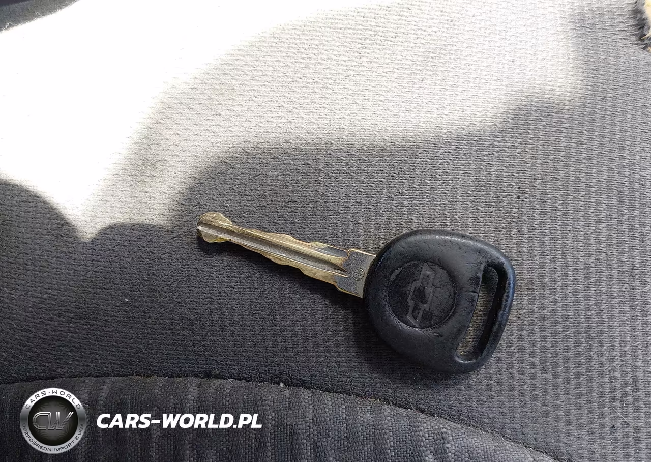 2011 Chevrolet Traverse Ls VIN:1GNKRFED7BJ153248 - 11